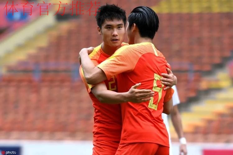 勇毅共奋进 - 国奥男足再获大胜 调整状态迎接小组赛末战